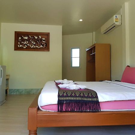 Discovery House Hotel Sha Plus Nai Yang Luaran gambar