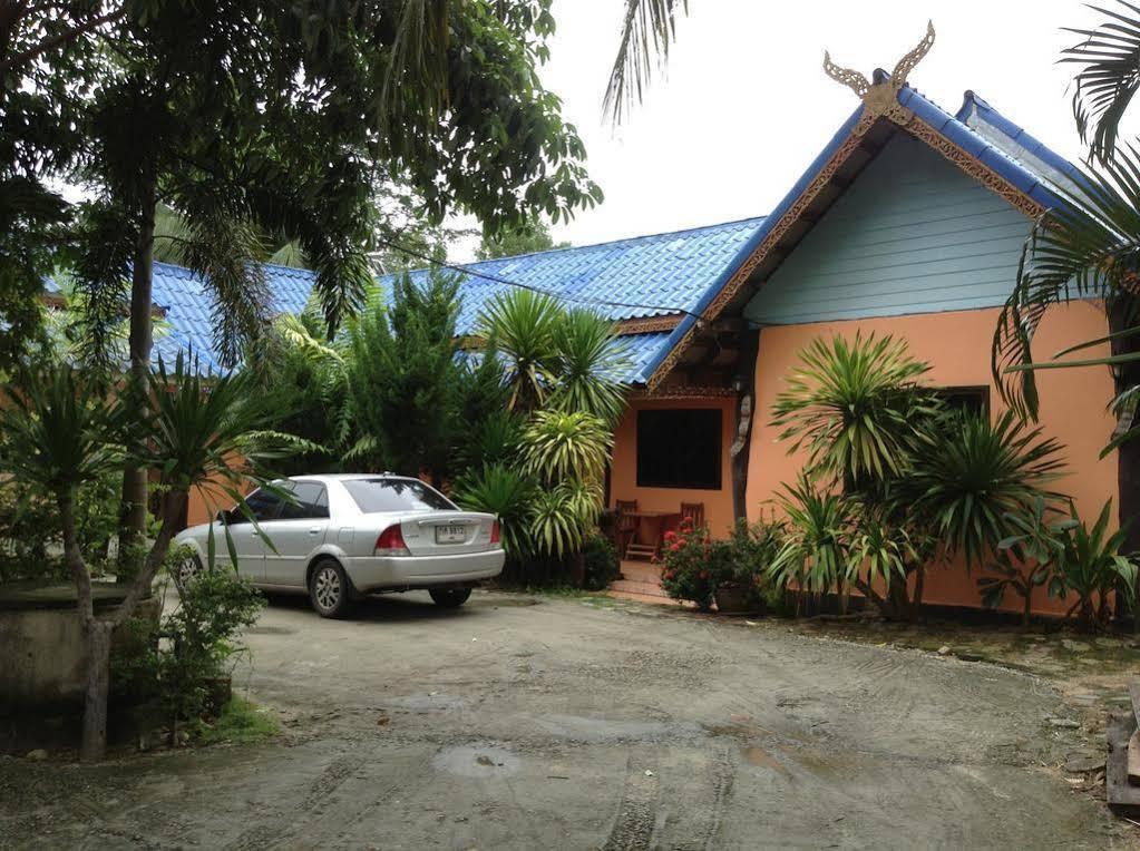 Discovery House Hotel Sha Plus Nai Yang Luaran gambar