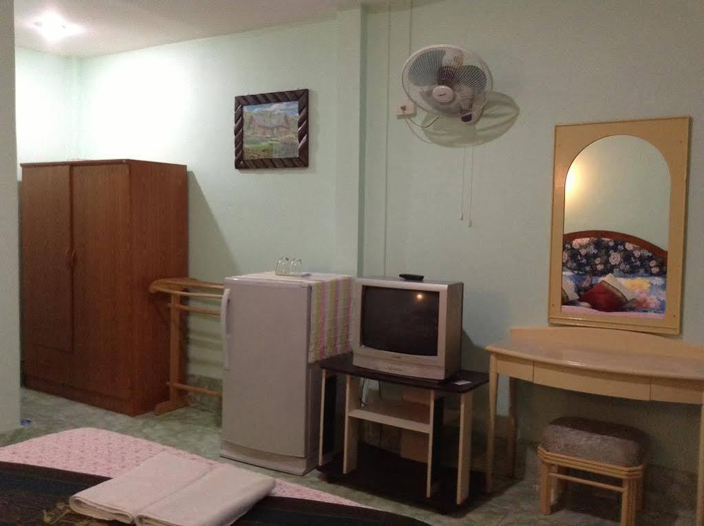 Discovery House Hotel Sha Plus Nai Yang Luaran gambar